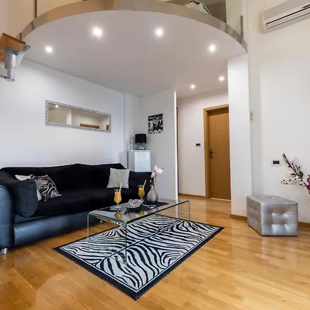 Antunovic * ماكارسكا