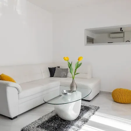 Antunovic Apartment Makarska