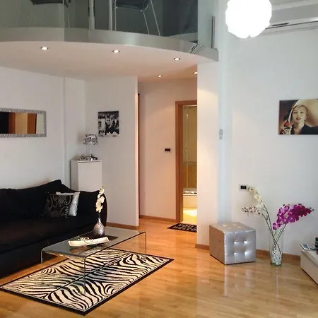 Antunovic Apartment *