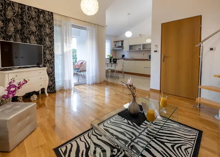 Antunovic * Makarska