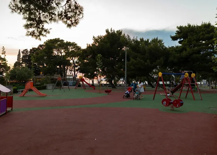 Antunovic * Makarska