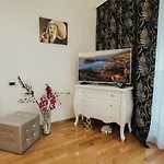 Antunovic * Makarska