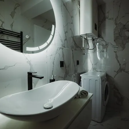 Antunovic マカルスカ