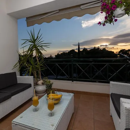 Antunovic * マカルスカ