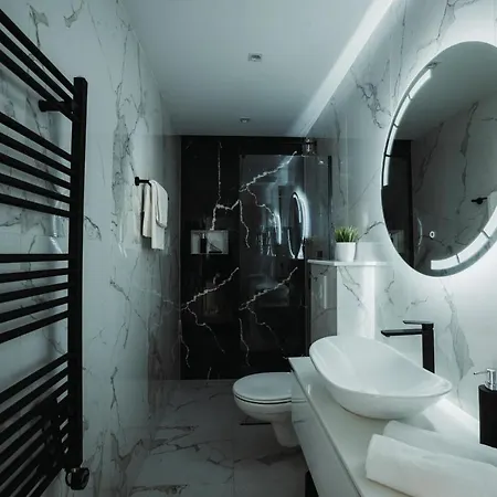 Antunovic アパート *